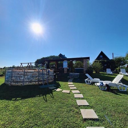 Guesthouse Mreznica- Mreznicka Idila Resort Galović-Selo エクステリア 写真