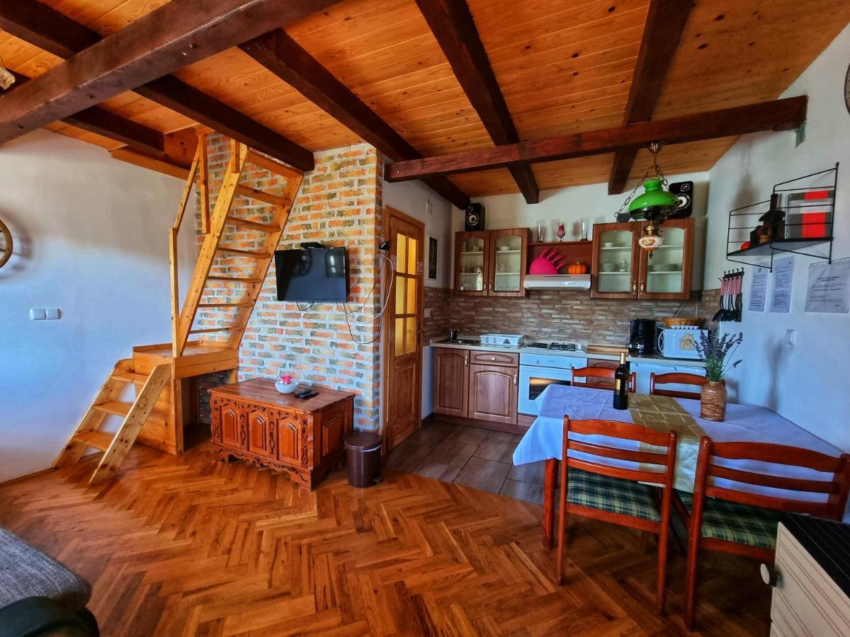 Guesthouse Mreznica- Mreznicka Idila Resort Galović-Selo エクステリア 写真